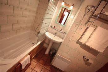 Hotel Le Moulin De La Pipe - Logis Restaurant